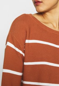 Kaffe Pullover - metallic red