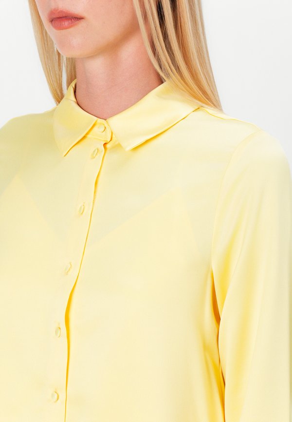 VMMERLE SHIRT - Button-down blouse - pale banana2