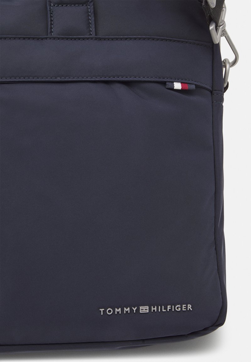 Tommy Hilfiger SIGNATURE COMPUTER BAG Portfölj Datorväska