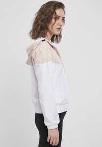 Urban Classics ARROW  - Vjetrovka - lightpink/white