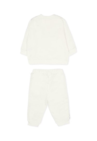 Witte katoenen sweatshirt en broek set, met lange mouwen, elastische tailleband en een zachte structuur. Eenvoudig, minimalistisch ontwerp.