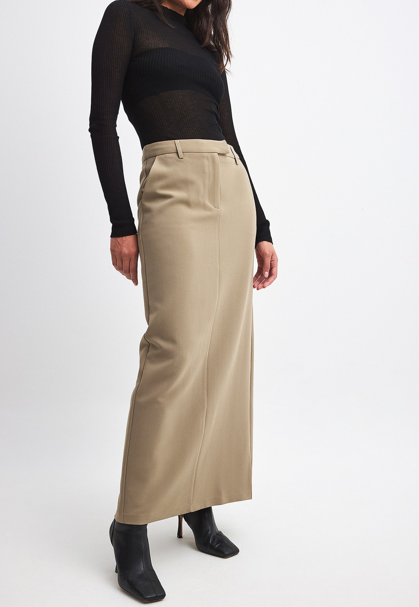Zara Satin Skirt Jupe Satin Beige Jupe Longue Satinée Beige Pour