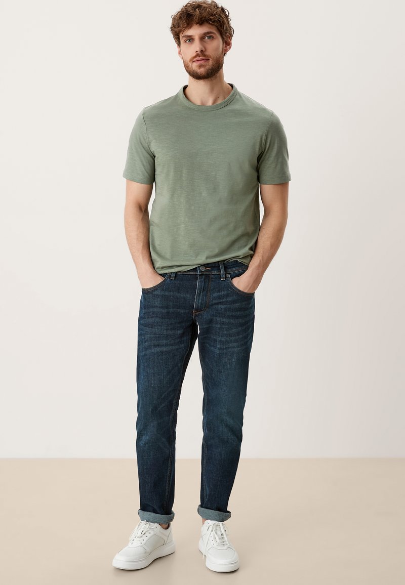 Herren T-Shirts basic | s.Oliver T-Shirt basic army green/dunkelgrün - NE13714 Herren T-Shirts basic | s.Oliver T-Shirt basic army green/dunkelgrün - NE13714