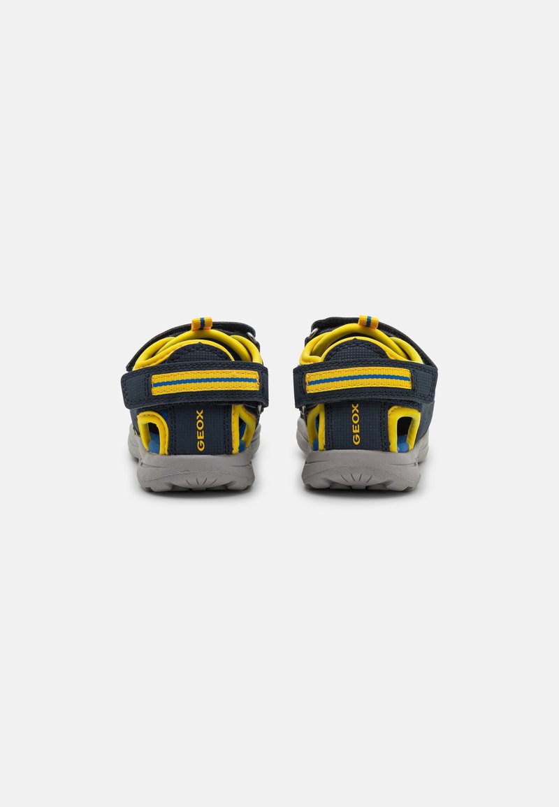 Kinder Riemchensandalen | Geox VANIETT BOY Riemensandalette navy/yellow/dunkelblau - SZ22520 Kinder Riemchensandalen | Geox VANIETT BOY Riemensandalette navy/yellow/dunkelblau - SZ22520