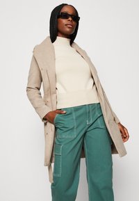 Vero Moda VMTWODOPE ciemnobrązowy