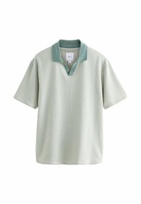 Polo z krótkim rękawem w paski w jasnym zielonym i białym kolorze, z dekoltem w serek i miękkim kołnierzykiem. Wykonany z lekkiego, teksturowanego materiału.