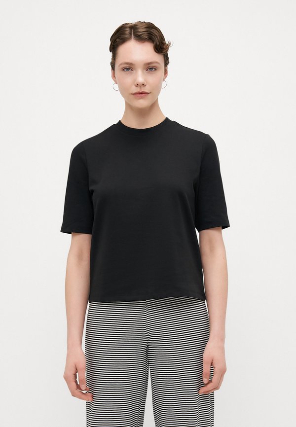 ONLROBBYN LIFE O NECK - Basic T-shirt