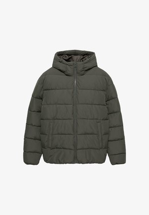 Ocieplana kurtka z kapturem w ciemnozielonym kolorze z pionowym pikowanym wzorem. Posiada zamek błyskawiczny z przodu i dwie boczne kieszenie. Gładki, lekki materiał.