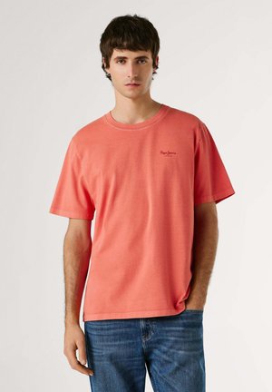 JACKO - T-shirt basic - dark coral orange