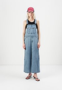G-STAR SKATER MAXI DUNGAREE DRESS - Vestido comprido - faded blue star