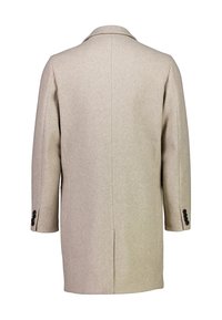 Abrigo de mezcla de lana color beige con cuello de muesca, mangas largas y tres botones negros en cada puño. Corte recto con abertura en la parte posterior.