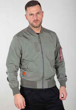 Alpha Industries PARACHUTE - Bomber Jacket - vintage green