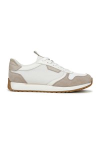 White and beige athletic shoe featuring a mesh upper, suede accents, and a rubber sole. Laces and branding on the side complete the design.