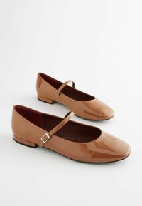 Next WIDE FIT FOREVER COMFORT MARY JANE - Balerinos tipo bateliai su dirželiu ties kulkšnimi - camel brown