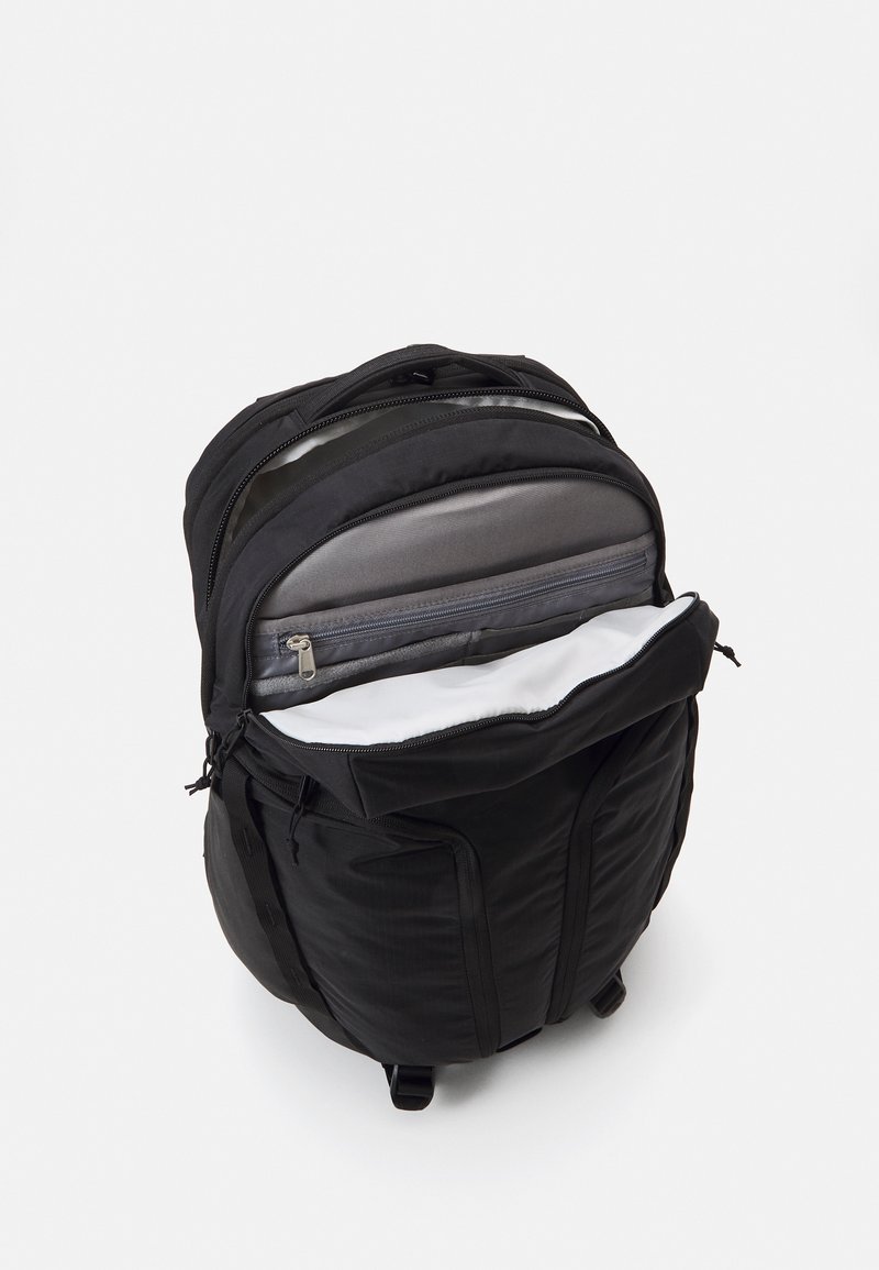 air travel laptoip carrier backpack and carryone Travelpro Maxlite Carry-On /Laptop Backpack Set