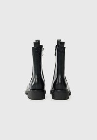 Marco Tozzi Botine clasice - black