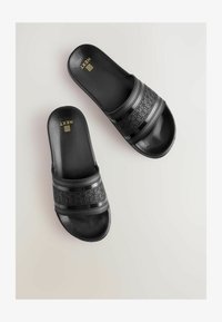 Non sélectionné, black