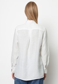 Marc O'Polo BLOUSE EASY SHAPED LONG SLEEVE CHEST POCKET SOLIDw - Pogājama blūze - white