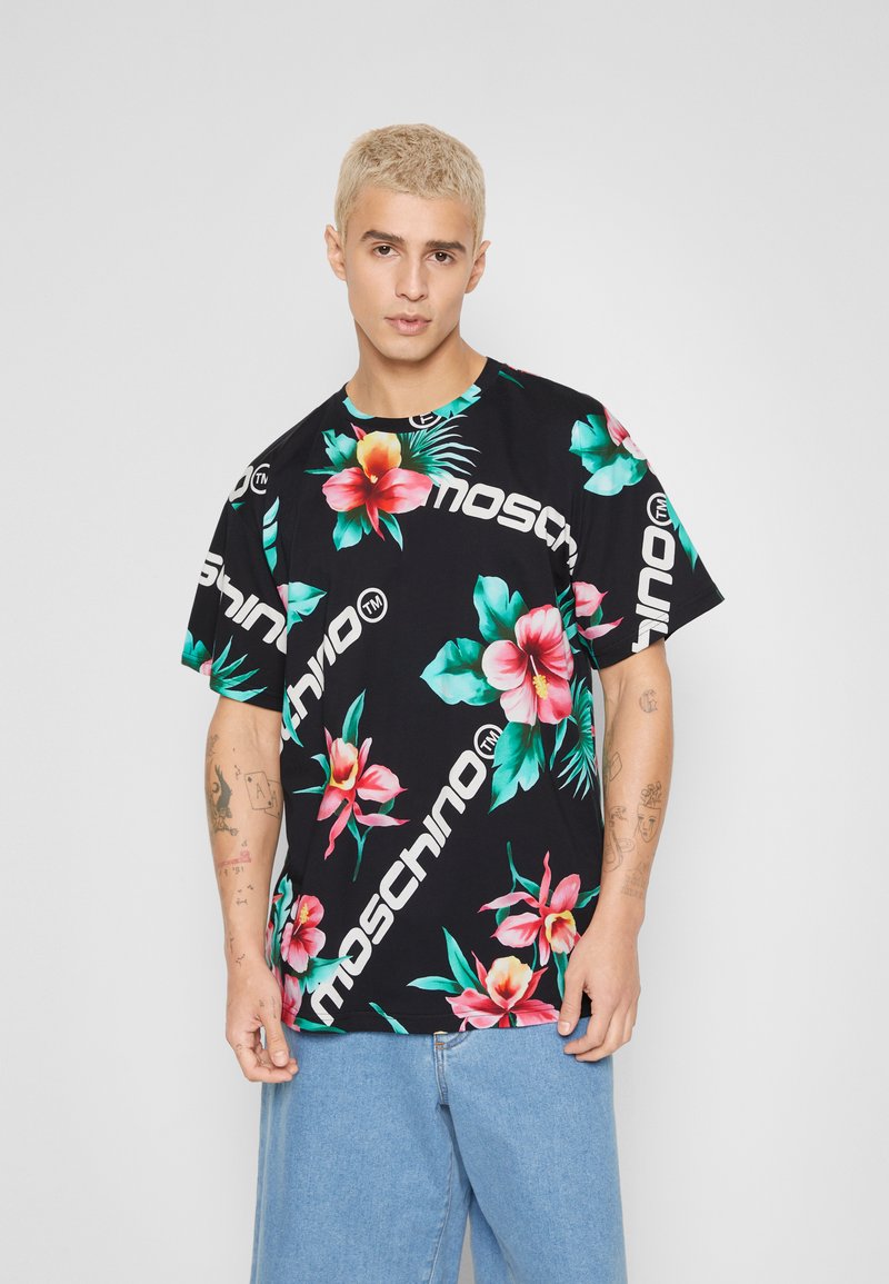 Herren T-shirts & Polos | MOSCHINO T-Shirt print black/schwarz - YS83562 Herren T-shirts & Polos | MOSCHINO T-Shirt print black/schwarz - YS83562