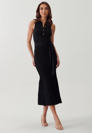 ZALIN MIDI - Shift dress - black