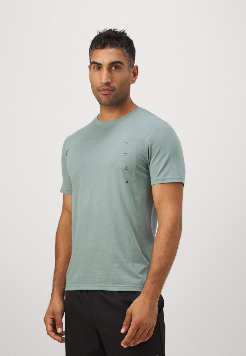Puma TECH TRIBLEND TEE - Spordi T-särk - green moon