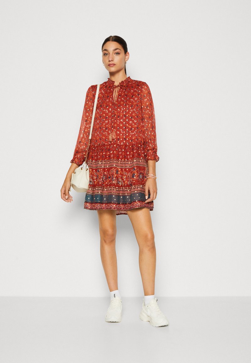 Vero Moda Jurk donkerrood Vero Moda Jurk donkerrood