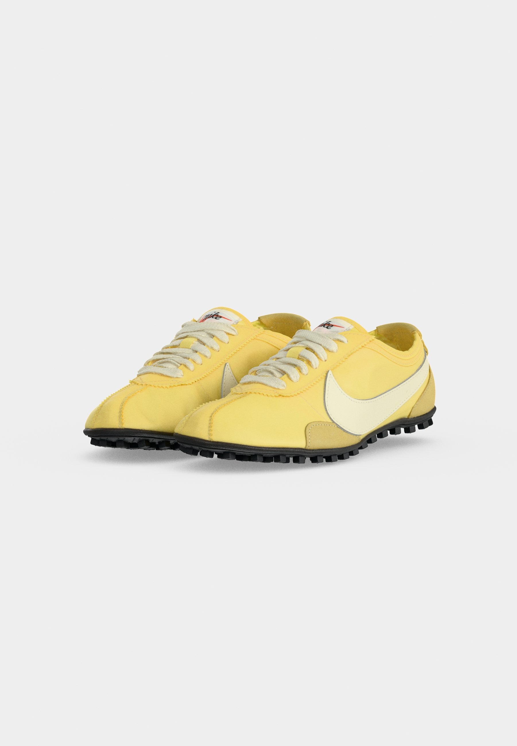 Nike Sportswear MOON SHOE OG - Trainers - soft yellow/soft pearl