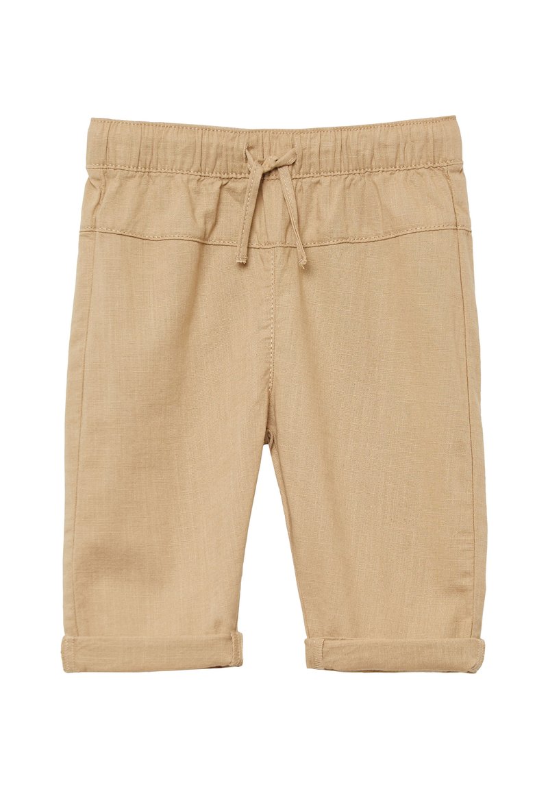 Beige shorts van lichtgewicht stof, met een elastische tailleband en een trekkoord, en opgerolde boorden. Glad textuur met minimale stiksels.