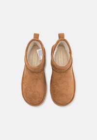 Madden Girl Botines bajos - tan