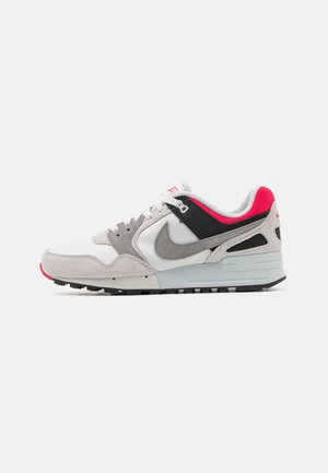 Nike Sportswear AIR PEGASUS 89 - Športni copati - swan/med grey/rose coral/black/neutral grey