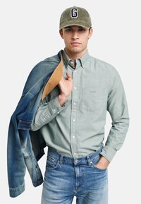 GANT REGULAR FIT ARCHIVE OXFORD - Skjorter - dried forest