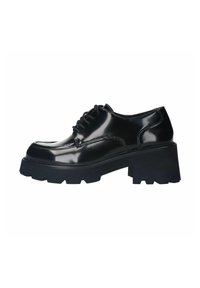 Chaussures en cuir verni noir à lacets, avec une semelle plateforme épaisse, un bout arrondi et des détails de couture minimalistes. Convient à diverses occasions.