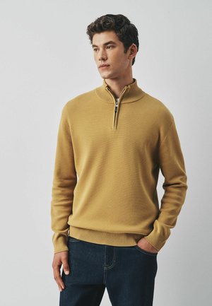 Next, TALL FIT - QUARTER ZIP JUMPER - Strickpullover - ochre yellow