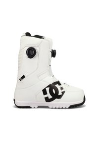Weißer Snowboardboot mit schwarzem Logo, verstellbarem Dial zum Festziehen, strukturiertem Material und griffiger Sohle.