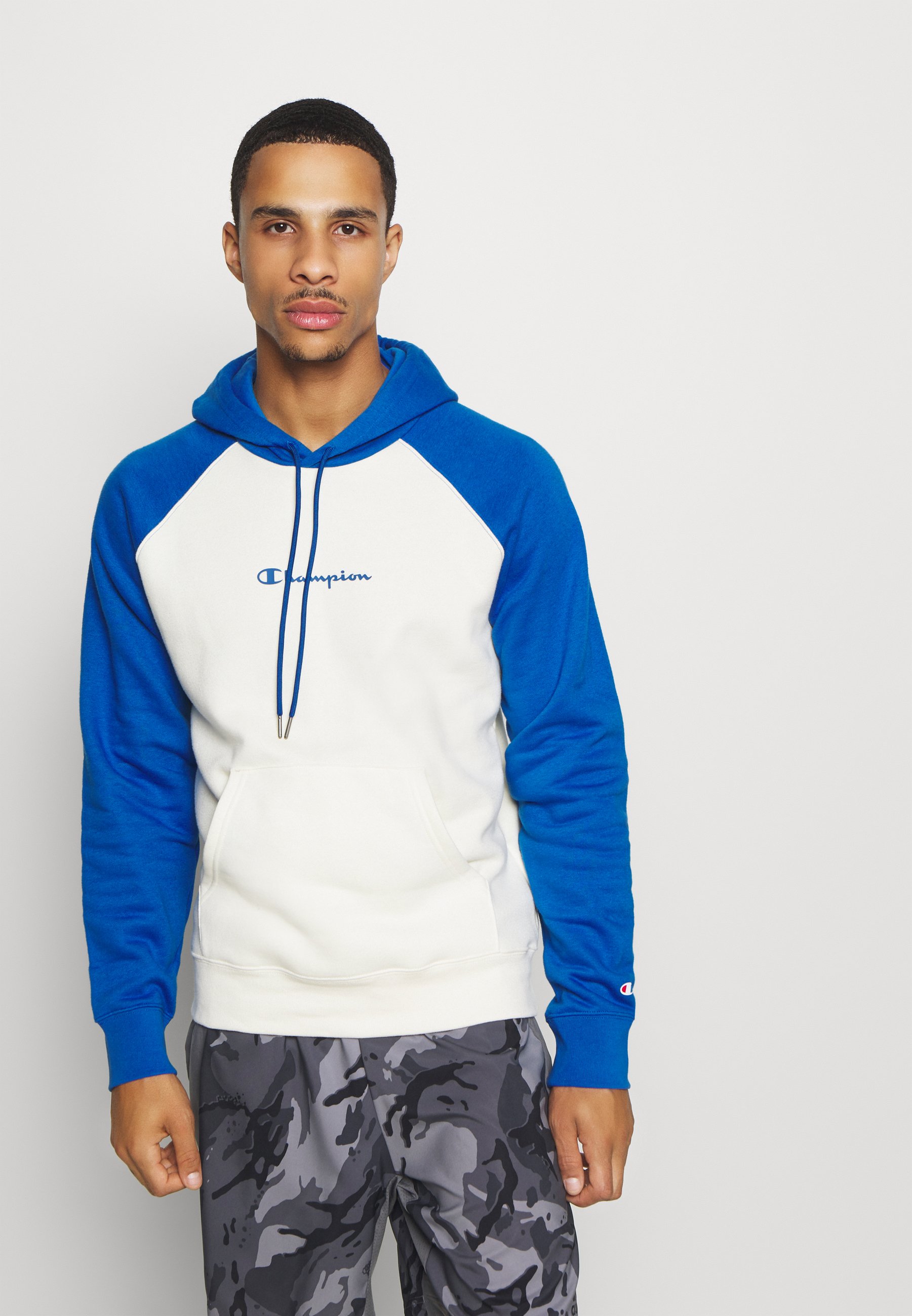 pull champion off white