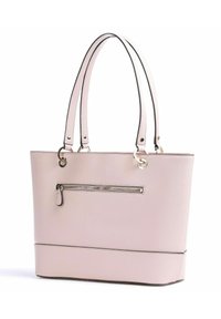 Lyserød stor taske med struktureret overflade, sort kant, dobbelte skulderstropper og en forlomme med lynlås og sølvfarvede detaljer.