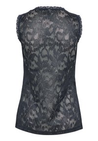 Melna džaku s bez piedurknēm, kuram ir sarežģītas ziedu apdruku, viļņotas malas un pieguļoša silueta ar nedaudz teksturētu apdari.