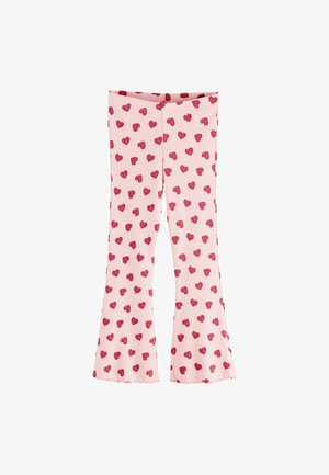 Rosa ausgestellte Hose mit gerippter Textur, die ein gleichmäßig über den Stoff verteiltes rotes Herzmuster aufweist. Gummibund oben.