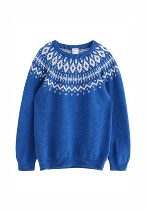 Niebieski sweter z białym geometrycznym wzorem fair isle wokół karczku, okrągłym dekoltem i długimi rękawami.