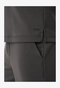 Unausgewählt, anthracite