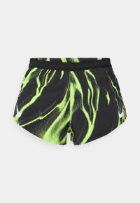 Melnas sporta šortus ar spilgti zaļām abstraktām svītrām un baltām Nike zvīņas logo katrā pusē, elastīgs jostasvieta.