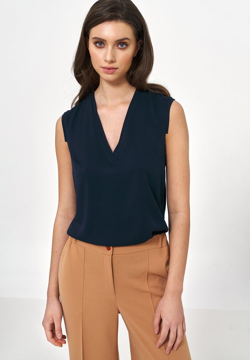 Blouse model 218901 Nife