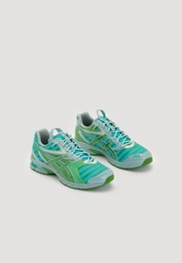 UB9 S GEL DS TRAINER 14 UNISEX - Športni copati - waterfall/lichen rock