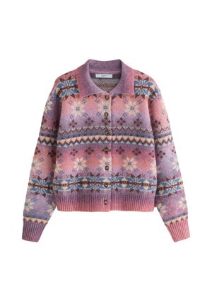 Wollkar cardigan in rosa und lila Farbtönen mit geometrischem Muster, ausgestattet mit einem Kragen, Knopfverschluss sowie gerippten Bündchen und Saum.