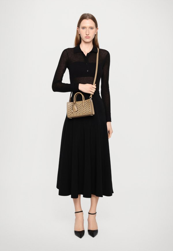 SCARLETT XBODY - Handtasche - husk