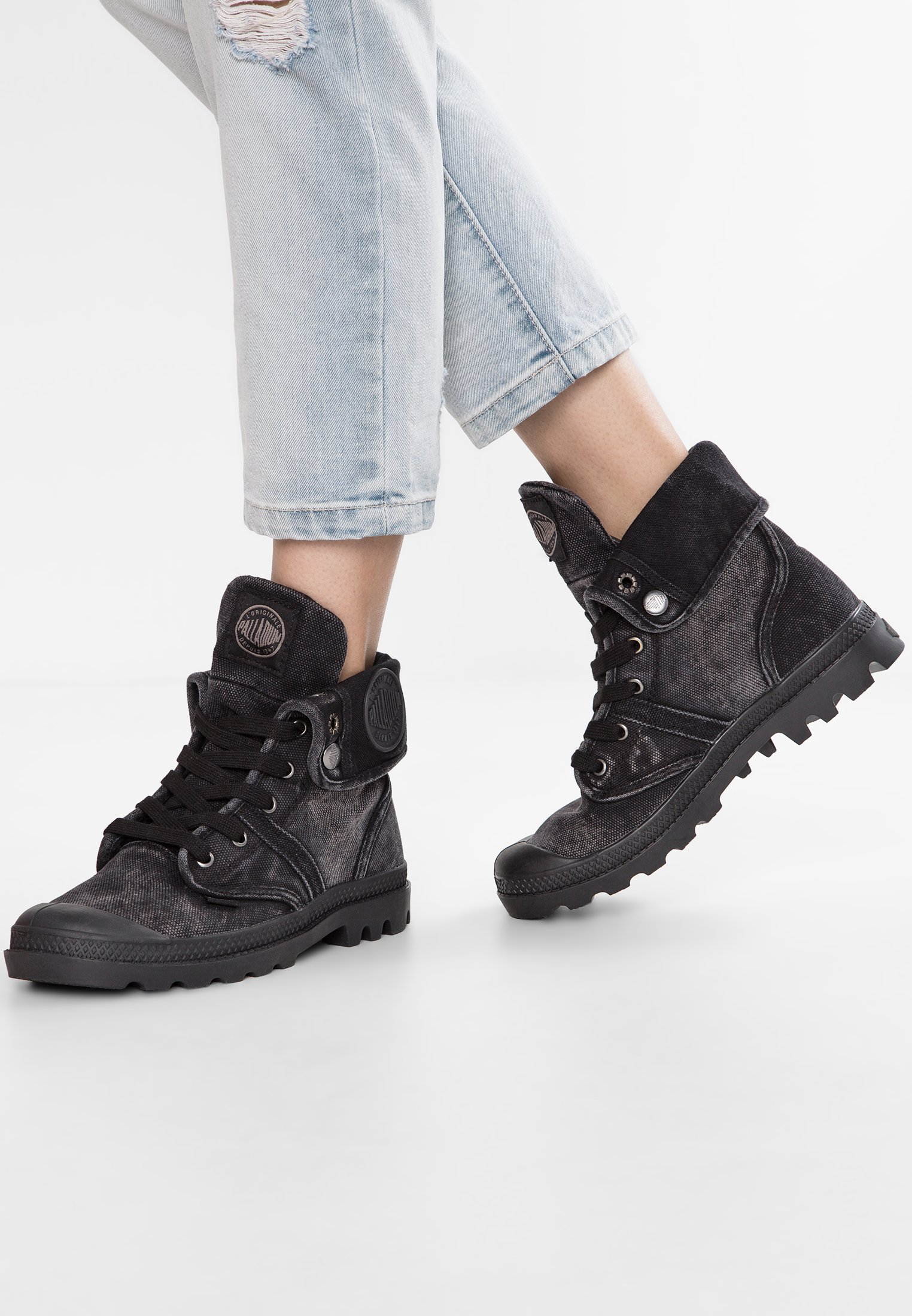 palladium pallabrouse baggy