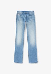 Vaqueros rectos de denim de color azul claro, con un acabado desgastado, diseño de cinco bolsillos y detalles de costura visibles a lo largo de las costuras.