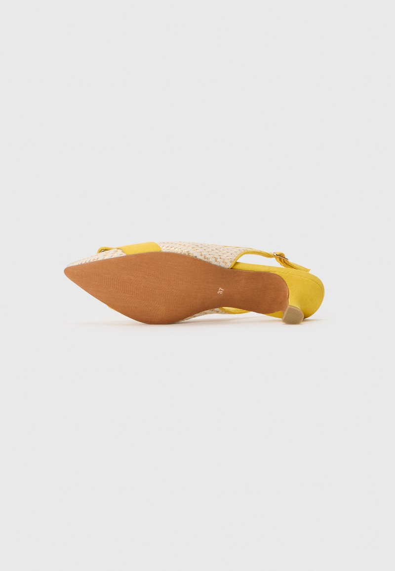 MARCO TOZZI Heeled Sandal by Guido Maria Kretschmer 2-28391-42 dames