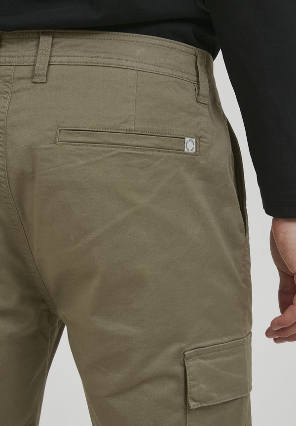 PRLOUKA REGULAR FIT - Cargo trousers - dusty olive3