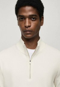 Mango Jersey de punto - off-white